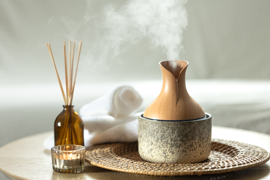 Aromatherapy: Liệu Pháp Hương Thơm Từ Tinh Dầu